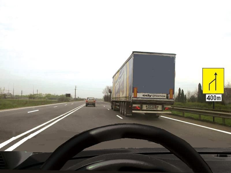 Puteţi executa depăşirea în această situaţie? Puteţi executa depăşirea în această situaţie?