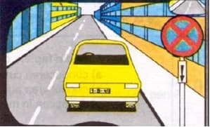 Precizati daca autoturismul din imagine a fost oprit regulamentar: