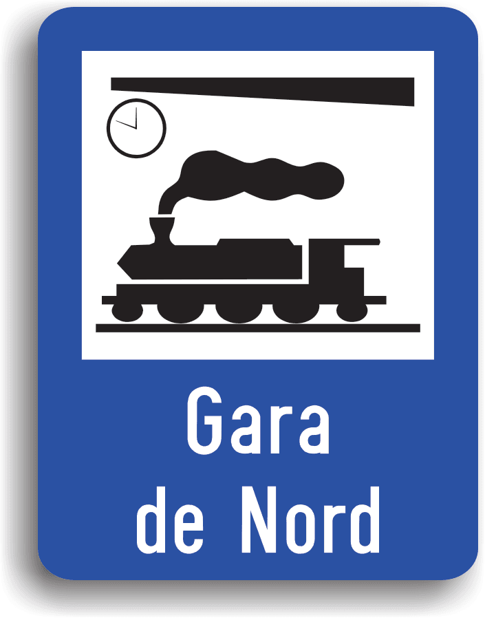 Se amplasează în apropierea unei gări.