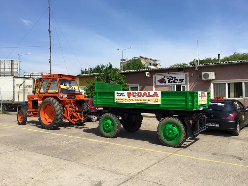 Auto Ges- tractor Auto Ges- tractor