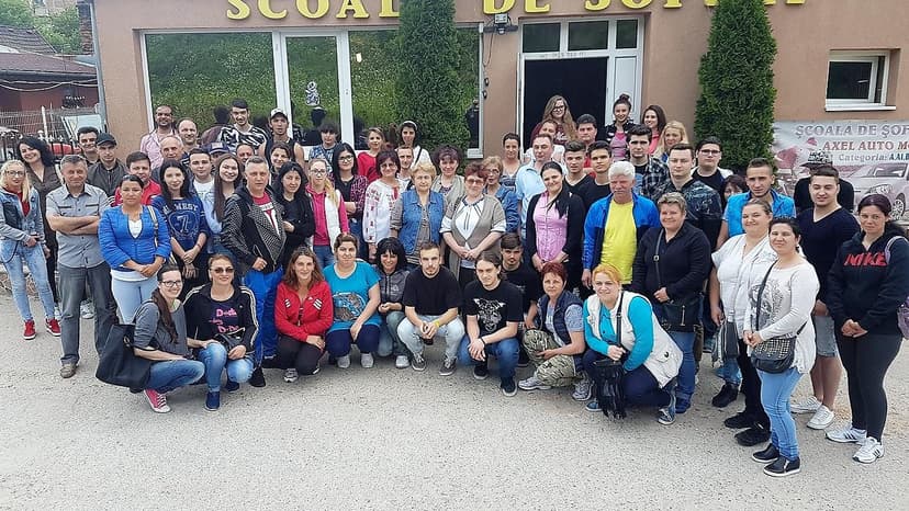 Axel School - Vulcan Poza 1 Axel School - Vulcan Poza 1