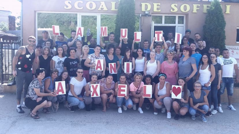 Axel School - Vulcan Poza 2 Axel School - Vulcan Poza 2