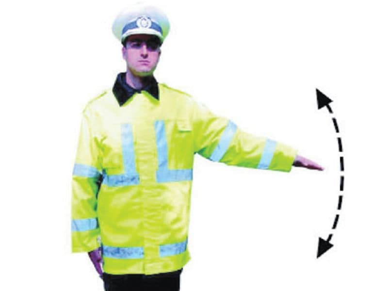 Ce indică semnalul polițistului? Ce indică semnalul polițistului?