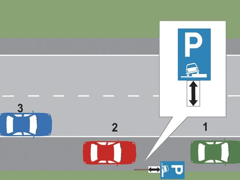 Care dintre cele trei autovehicule a parcat regulamentar? Care dintre cele trei autovehicule a parcat regulamentar?