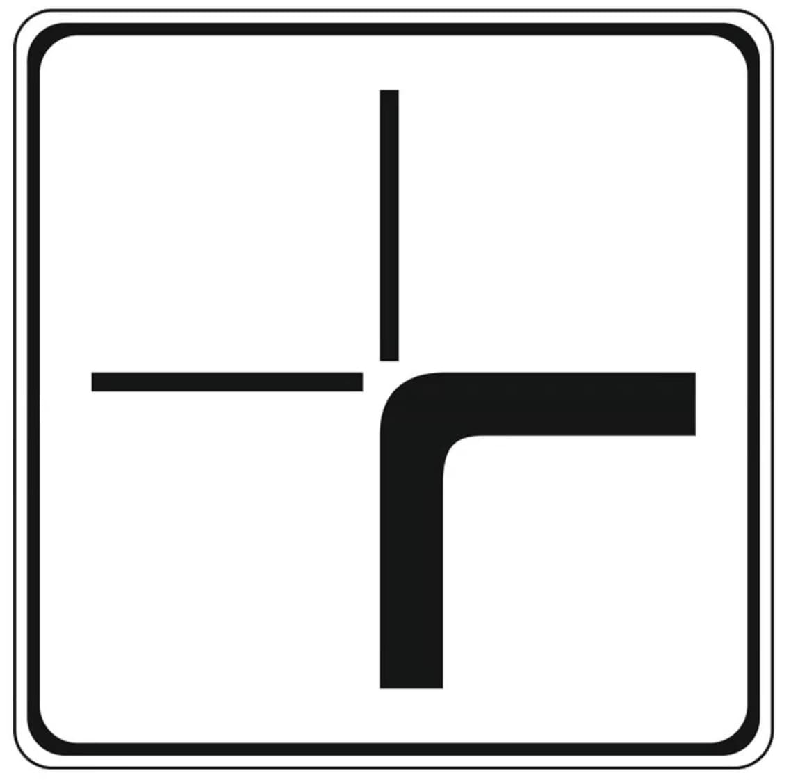 Are rolul de a indica direcția drumului cu prioritate. La viraj stânga sau circulație înainte, se acordă prioritate celor care circulă din partea dreaptă. La viraj dreapta, nu se acordă prioritate celor care circulă din sens opus. Are rolul de a indica direcția drumului cu prioritate. La viraj stânga sau circulație înainte, se acordă prioritate celor care circulă din partea dreaptă. La viraj dreapta, nu se acordă prioritate celor care circulă din sens opus.